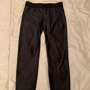 Alala liquid leggings. Size small, higher rise
